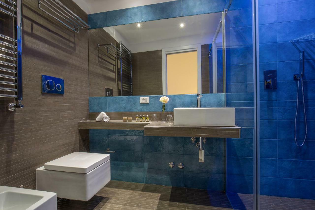 Gcf Luxury Suites, Guest House Rom Eksteriør billede