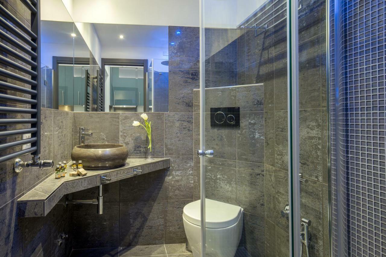 Gcf Luxury Suites, Guest House Rom Eksteriør billede